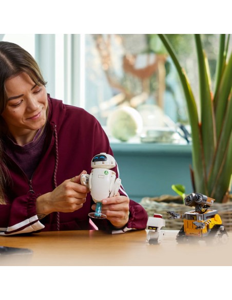 LEGO DISNEY PIXAR 43279 WALL-E y EVE
