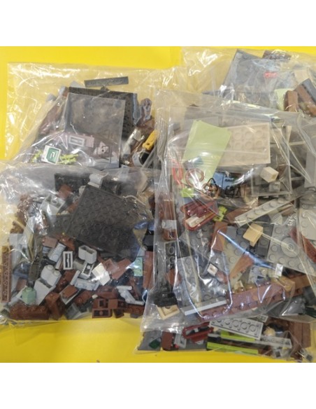 LEGO (SEGUNDA MANO) 70912 DC THE LEGO BATMAN MOVIE Arkham Asylum