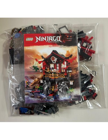 LEGO (SEGUNDA MANO) NINJAGO 70643 Temple of Resurrection (2018)