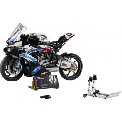 LEGO TECHNIC 42130 BMW M 1000 RR 2